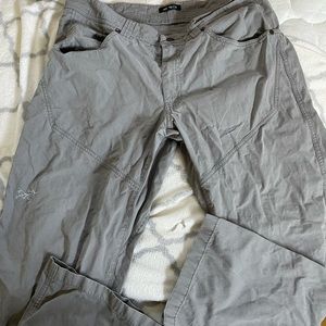 men’s cargo jeans